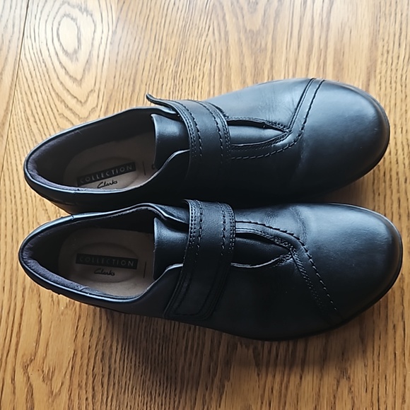 Clark's Everlay Dixie Loafers - Picture 1 of 11